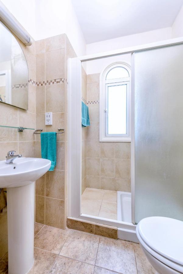 Villa Irina Paralimni Exteriér fotografie